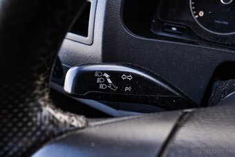 Volkswagen Caravelle 2.0TDi - 11