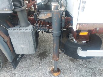 Iveco Eurocargo ML150E25, hydraulická ruka - 11