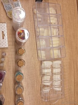 Sada na gelove nechty - 11