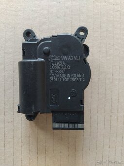servomotor kurenia a klimatizácie Octavia 2, Superb 2 - 11
