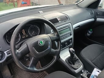Škoda Octavia 1.4 benzín LPG 2011 - 11