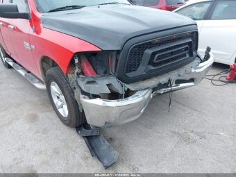 Dodge Ram 5.7 2013 Lehce bourany - 11