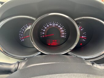 KIA Sorento AWD - 11