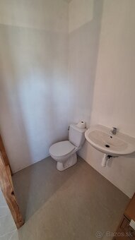 Rodinný dom na trvalé bývanie alebo relax - výrazné zníženie - 11