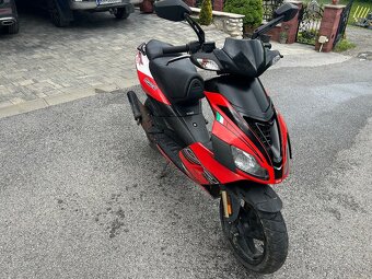 Aprilia SR50 - 11