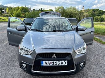 Mitsubishi ASX 1.6 MIVEC Inform BENZÍN - 11