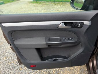 Volkswagen Touran 2.0 TDI - 11