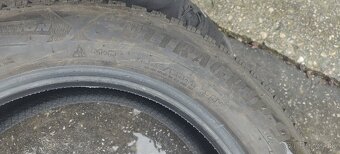 Zimné Goodyear Ultragrip 9 205/60/16 92H - 11
