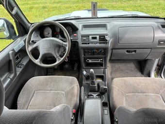 Predám Mitsubishi pajero 2,5 TD 85 KW - 11