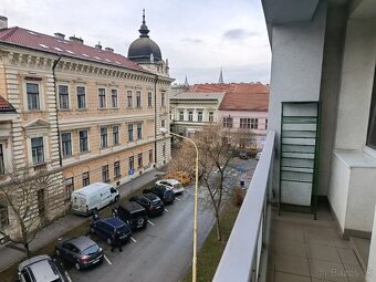 Košice centrum 4 izbový prenájom - 11