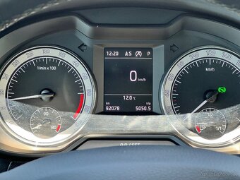 Škoda Octavia Combi 2.0 TDI Style DSG - 11