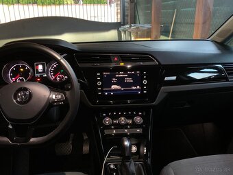 Predám VW Touran 2,0 TDi, automat - 11