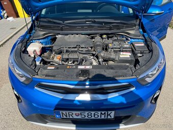 Kia Stonic 1.0T-GDi s predplateným servisným balíkom) - 11