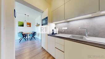 Na prenájom 2 izbový byt 45 m2 + terasa 15 m2 + 30 m2 predzá - 11
