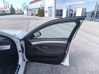 BMW 530d xDrive M-SPORT A/T, 63tis.km, 2015, Odpočet DPH - 11