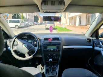 Škoda Oktavia 2 1.6.benzin - 11