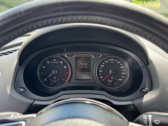 Audi Q3 1,4 TSi 110 kW r.v. 2015 - 11
