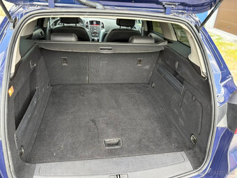 Opel Astra Sport Tourer J 1.6CDTI - 11