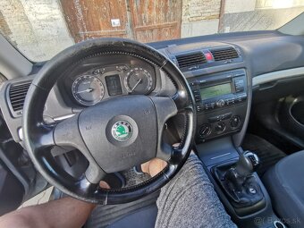 Škoda Octavia 2 1.9 TDI 77 kW - 11
