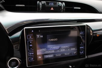 Toyota Hilux DC 2.4 I D-4D Executive A/T - 11