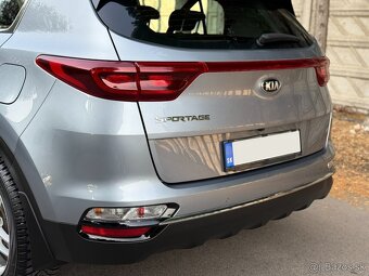 KIA SPORTAGE 1.6 GDI GOLD / 21 000 km / NEBÚRANÉ / 1.MAJITEĽ - 11