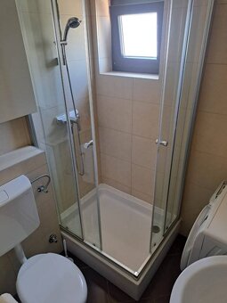 CHORVÁTSKO - Zariadený apartmán, 1. rad od mora - MANDRE, os - 11