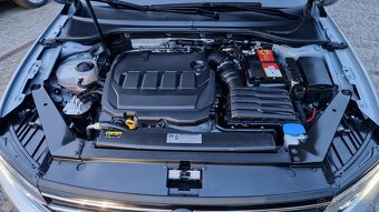 VW Passat Variant 2.0 TDI 110kW DSG LED 10/2020 - 11