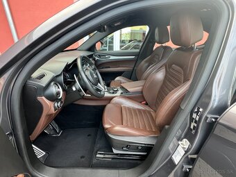 Alfa Romeo Stelvio 2.2 JTDM Q4 Lusso - 11