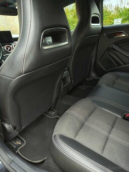 Mercedes-Benz CLA Kupé 180 AMG Line - 11