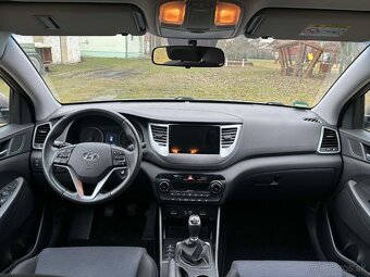 Hyundai Tucson 2.0 CRDI Premium 2WD - 11
