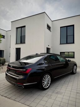BMW 730d | V ZÁRUKE | TOP STAV - 11