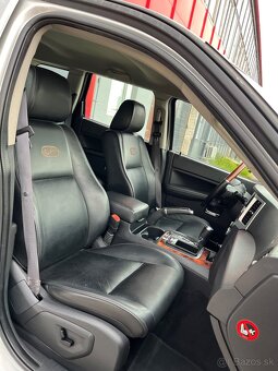Jeep Grand Cherokee 3.0 CRD = OverLand, r.v 2010, 15313km = - 11