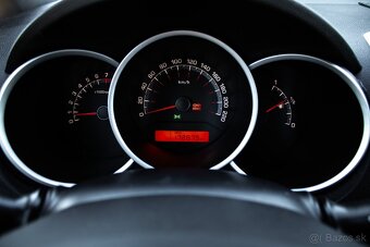 Kia Venga 1.4 CVVT EX - 11