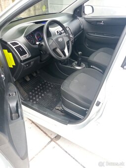 Hyundai i20 1.2i 63kw - 11