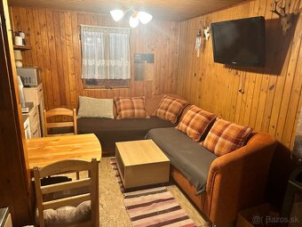 Predaj záhradnej chatky na dubni - 11