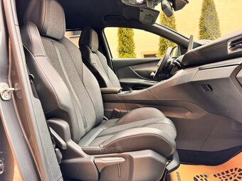 Peugeot 5008 - 11