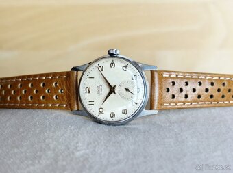 Československé mechanické vintage retro hodinky PRIM 50. Typ - 11