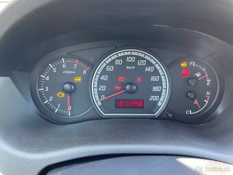 Suzuki Swift 1,3 - 11