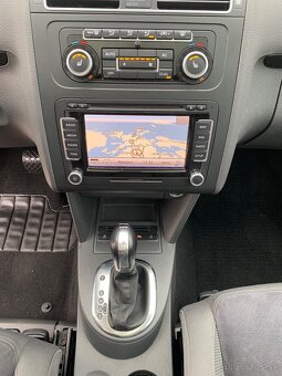 Volkswagen Touran 1.4TSi, Automat, 7 miestny - 11