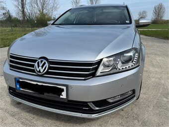 Volkswagen Passat B7 Combi 2.0 TDI - 11
