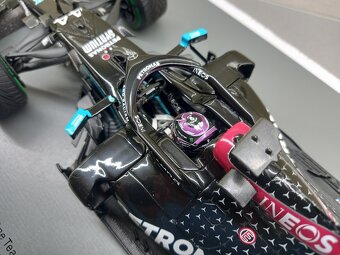 F1 MERCEDES W11 HAMILTON VÍTĚZ GP TURECKA 2020 SPARK 1:18 - 11