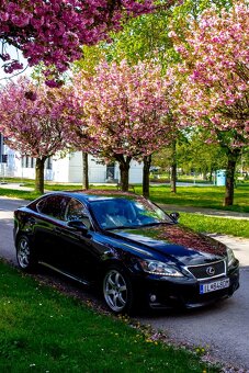 Lexus is 250 luxury - 11