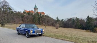 Mercedes W 114 - 11