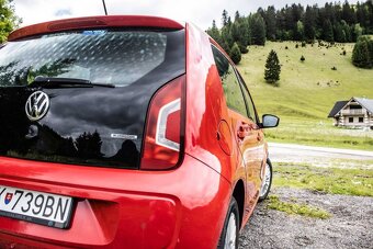 Volkswagen Up 1.0 BMT 75k high up - 11