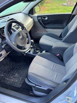 Renault Megane II - 11