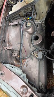 MERCEDES-BENZ 126 OLDTIMER - 11