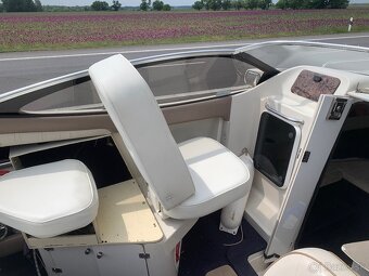 Motorový čln REGAL 2150, Volvo Penta 5GL - 11