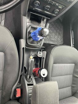 Zdravím mám na predaj Škoda Octavia 2 - 11