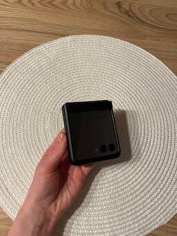 Motorola razr+ 2023 - 11