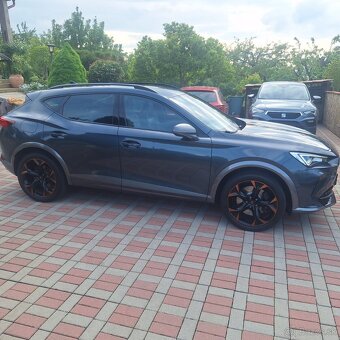 Cupra Formentor 1.4 TSI eHybrid 245k DSG Veloz El. kufor - 11